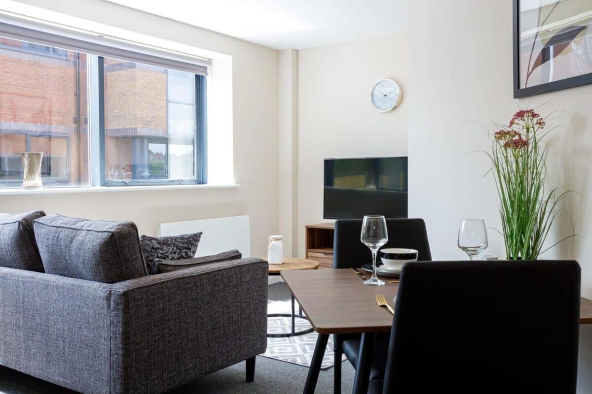Stylish And Modern 1 Bedroom Apartment Manchester Exterior photo